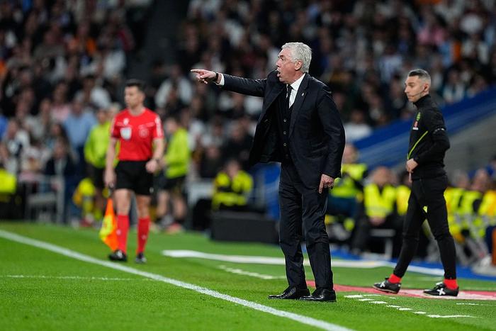 开运体育官方入口-皇家社会惨遭逆转，巴塞罗那卫冕赛冠捷足先登