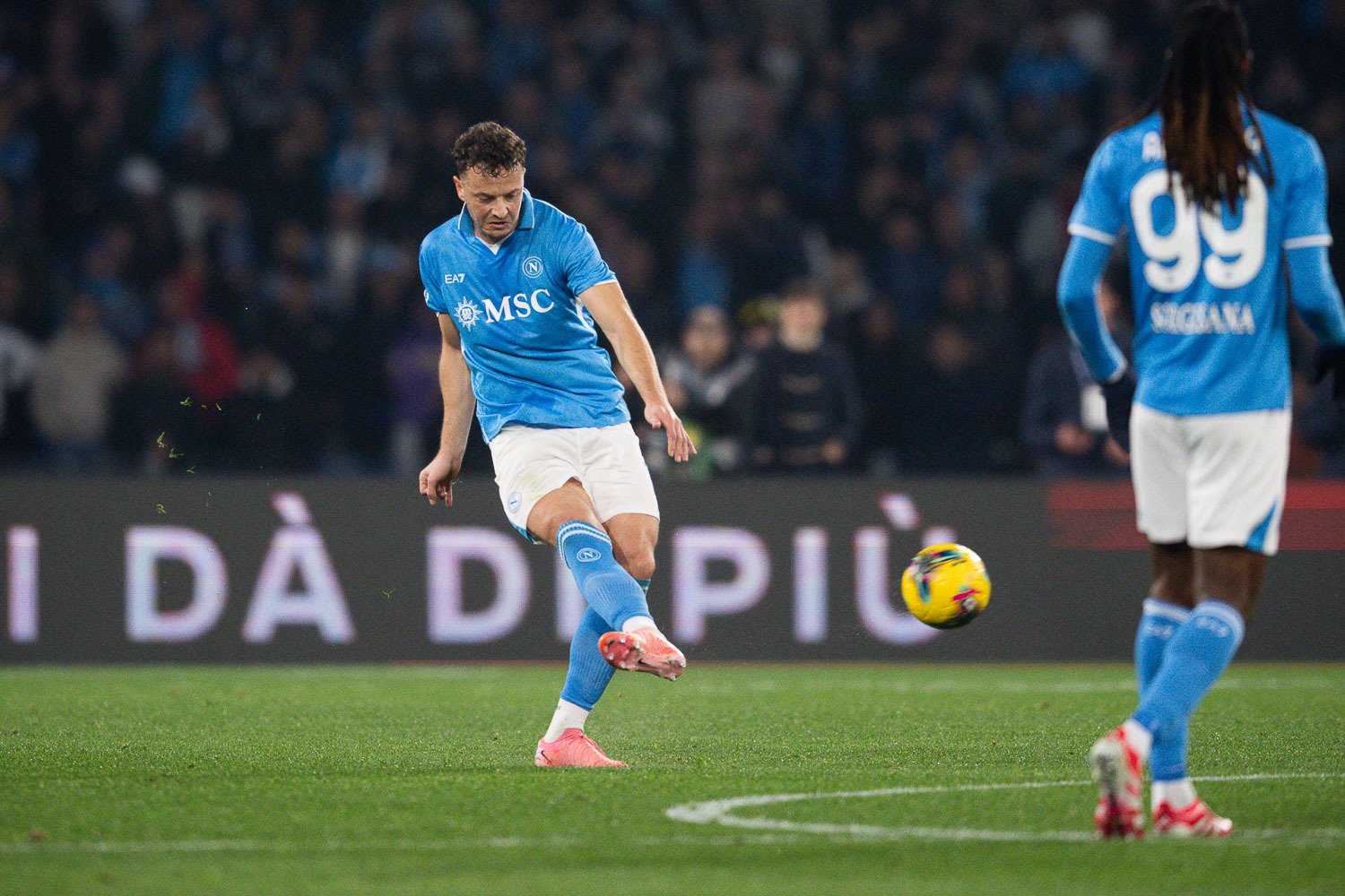 开运体育官方入口-那不勒斯主场努力，未能击败对手