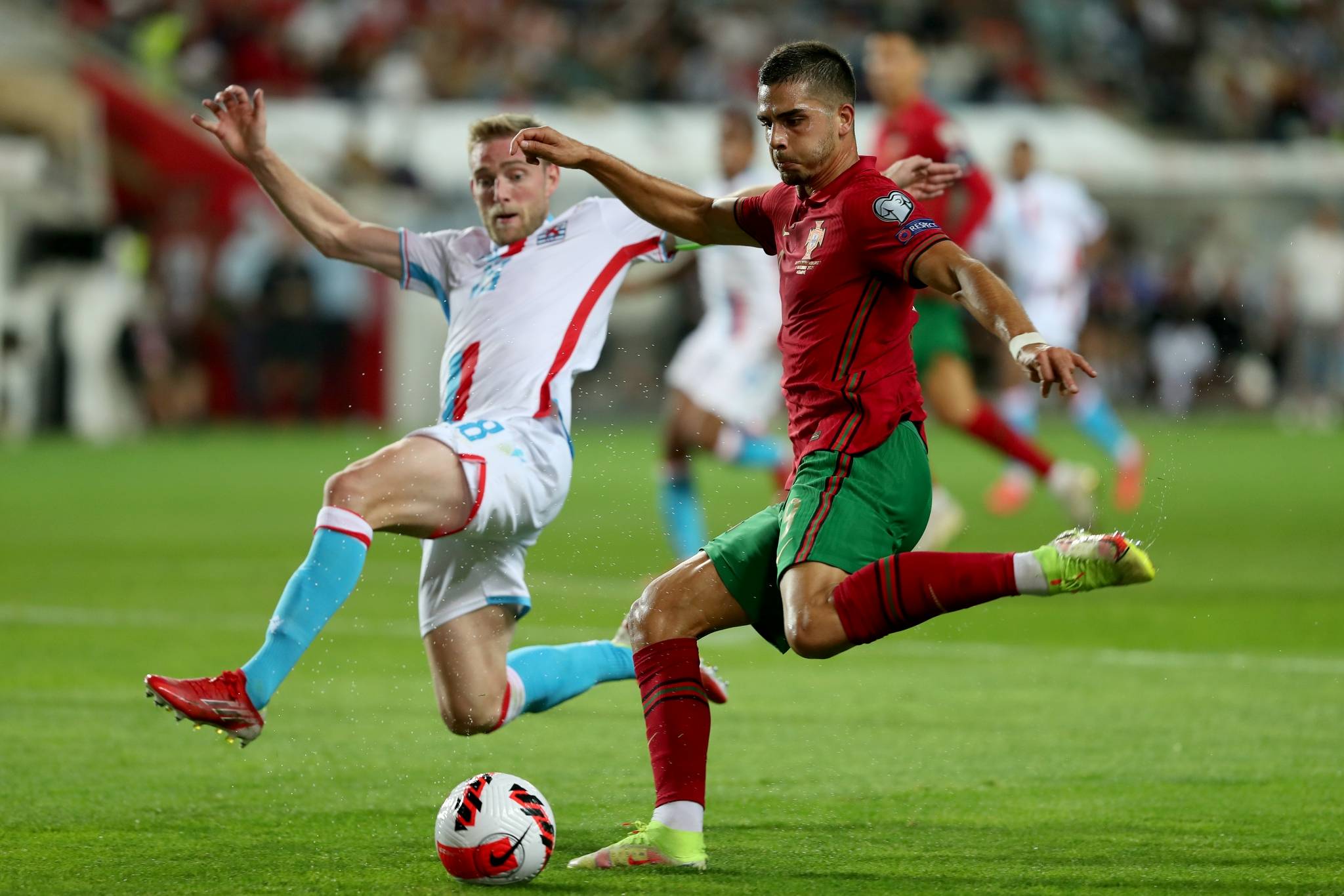 云开体育官网-包含波兰力克意大利，将在欧洲杯半决赛中对阵的词条