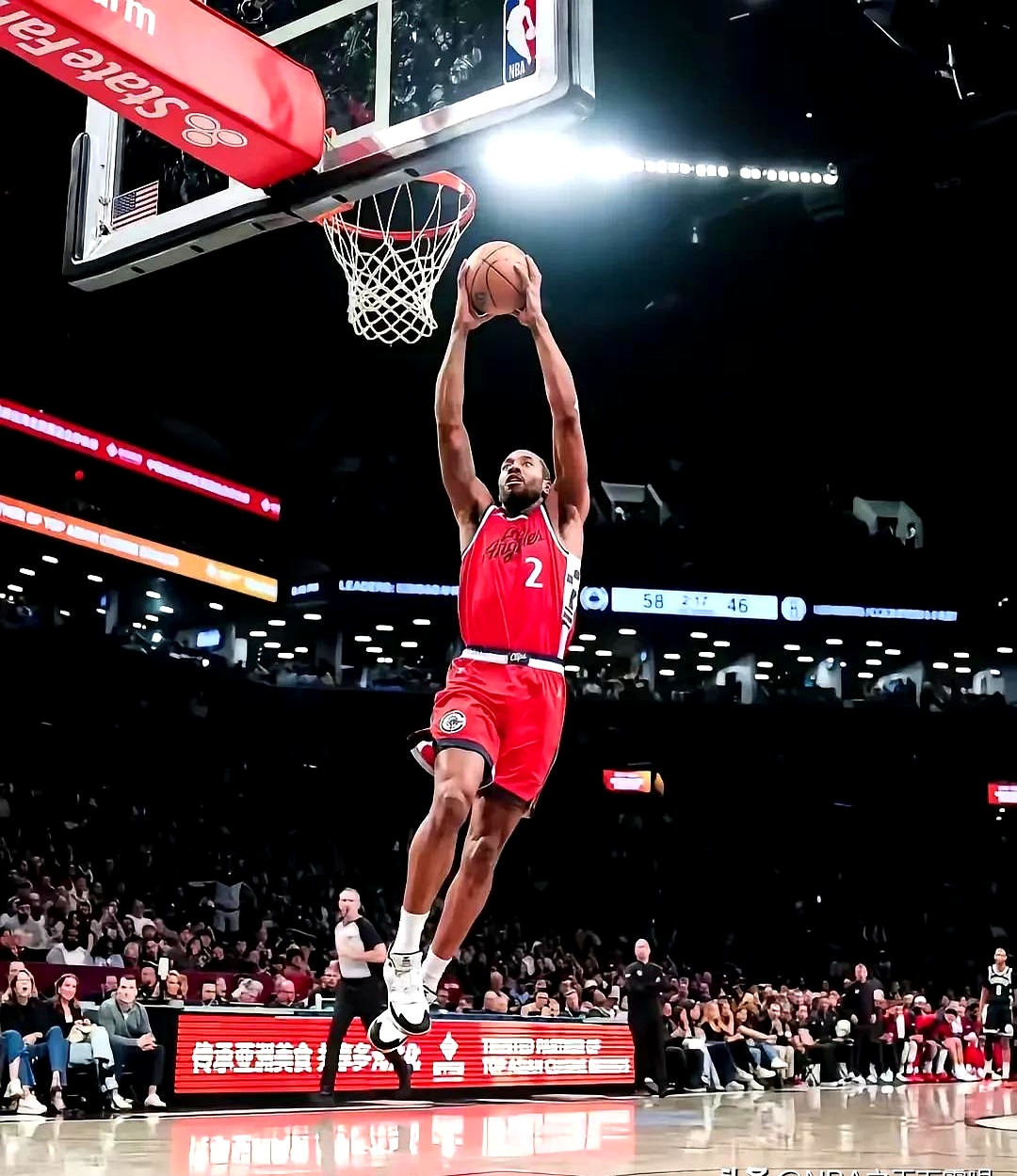 开云体育在线观看-火箭不敌快船，卡哇伊砍下31分